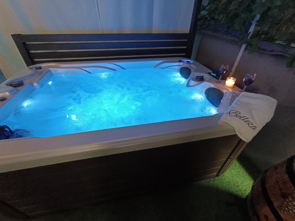 Apartment Belleza With Private Jacuzzi Задар Экстерьер фото